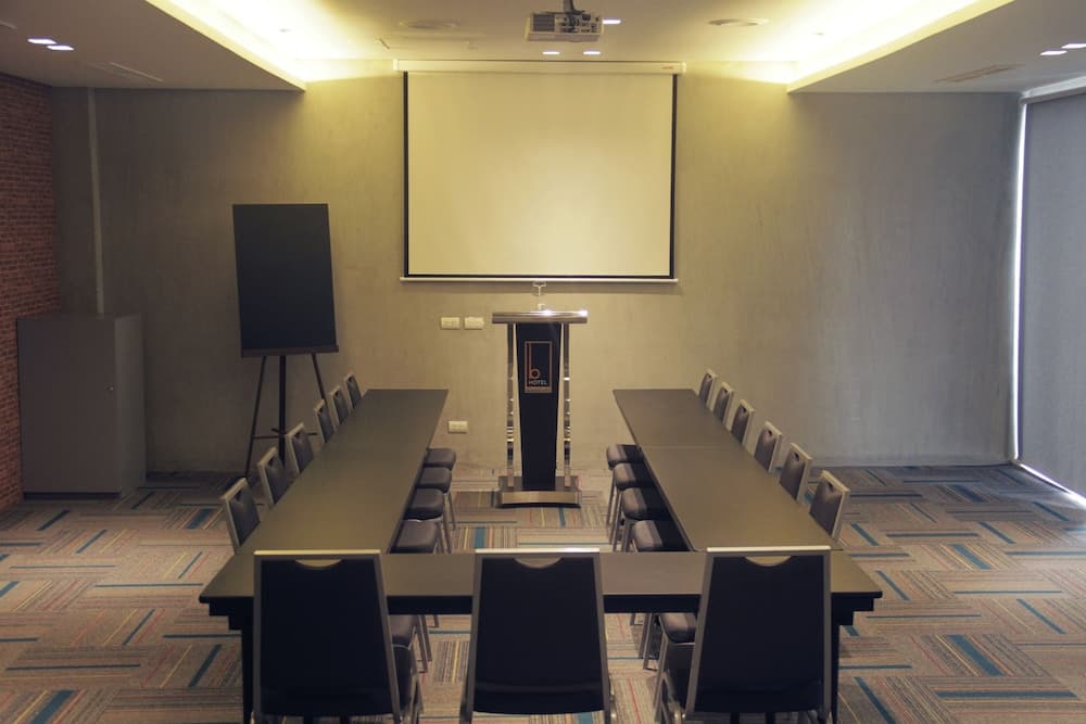 B Hotel Quezon City