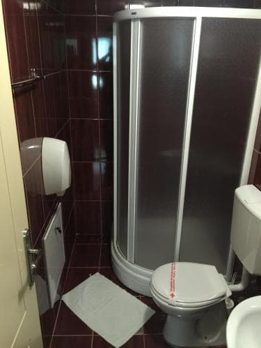 Bed And Breakfast Karavan