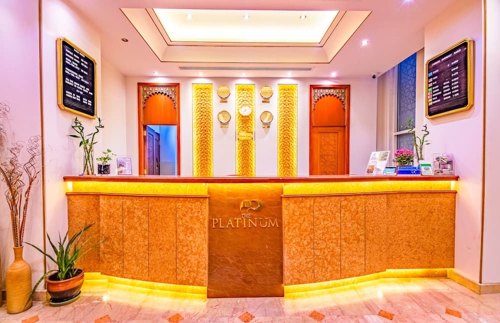 Platinum Hotel