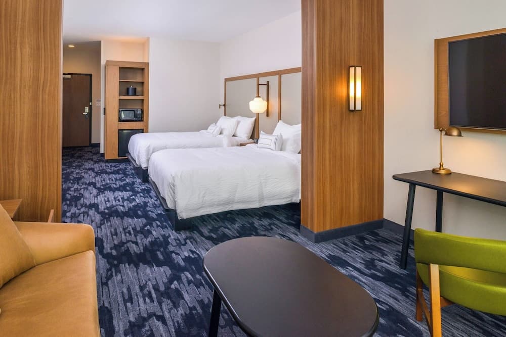 Fairfield Inn & Suites by Marriott Fort Worth Southwest at Cityview