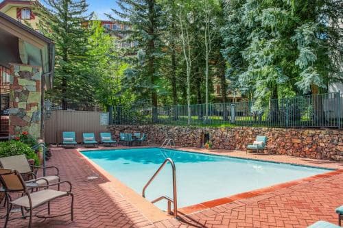 The Galatyn Lodge