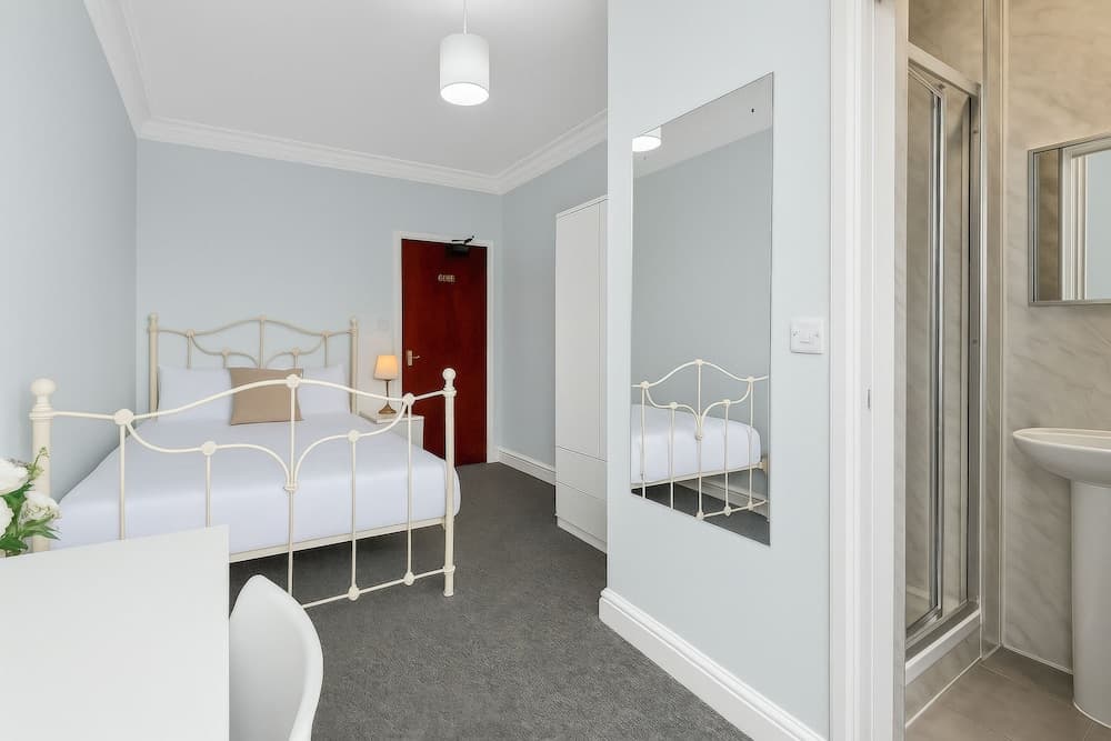 Shelford Lodge