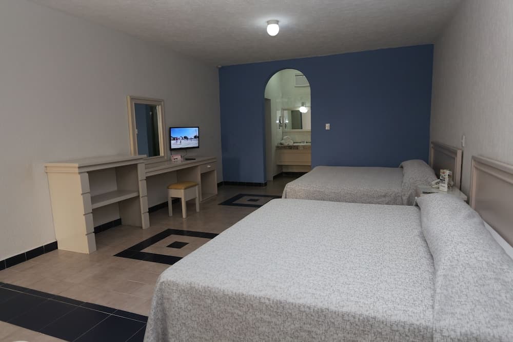 Dorados Convention & Resort