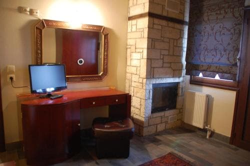 Oreiades Inn