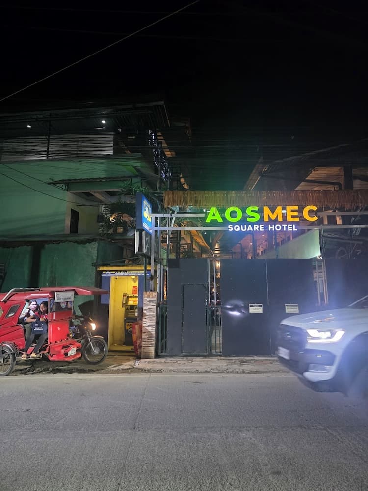 Aosmec Square Hotel