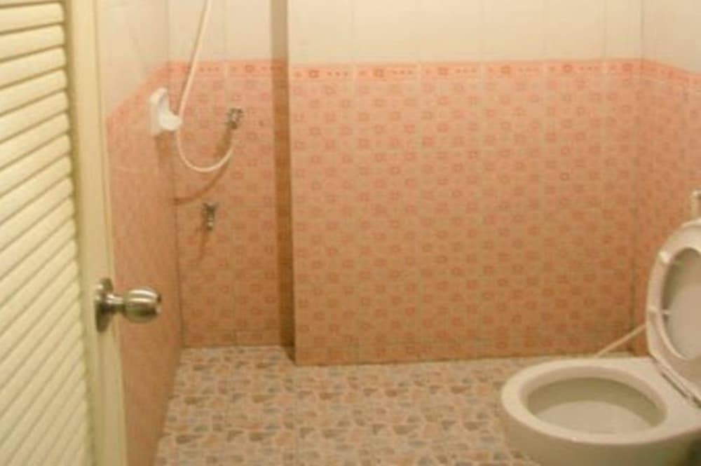 Chanthanee Hotel