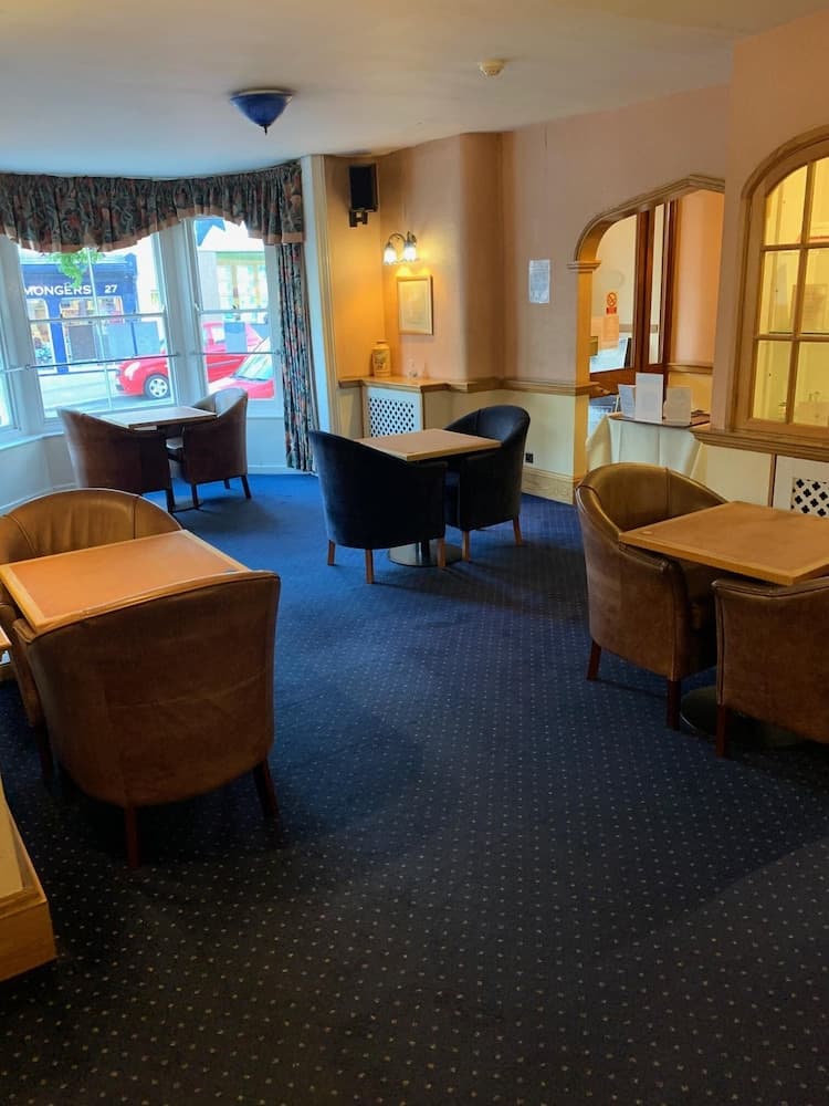 Yelf s Hotel