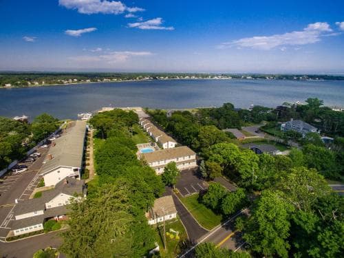 Colonial Shores Resort