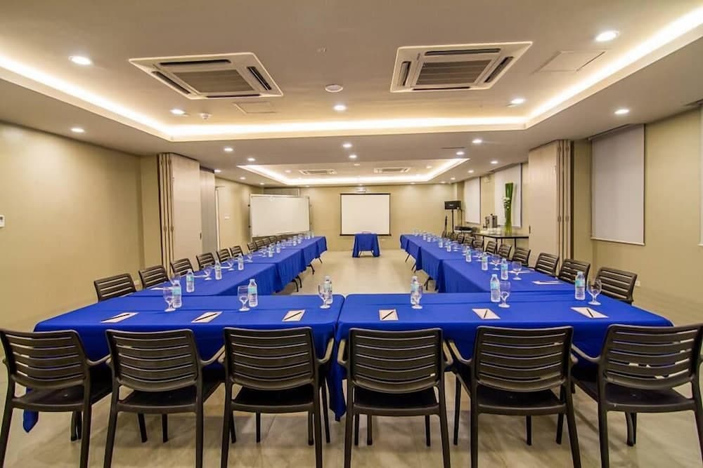Cebu Hotel Plus