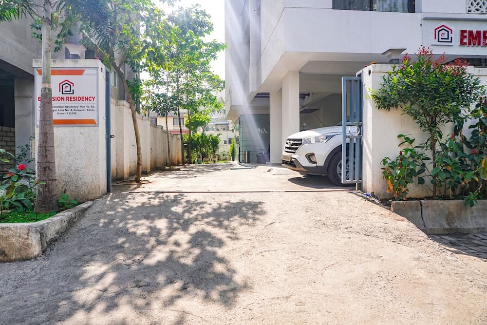 Fabhotel Emersion Residency