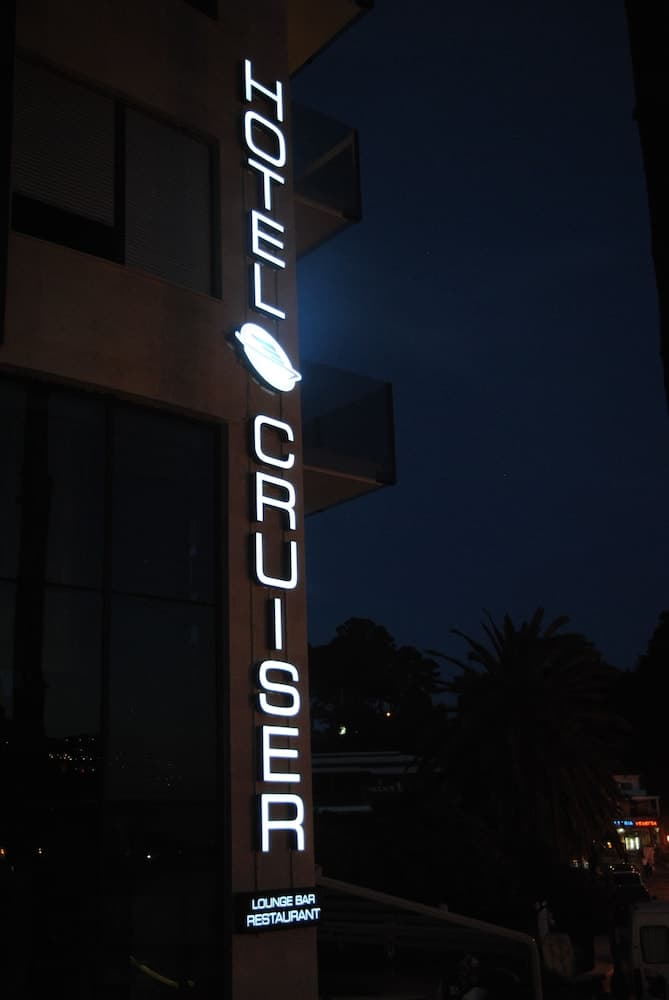 Hotel Cruiser