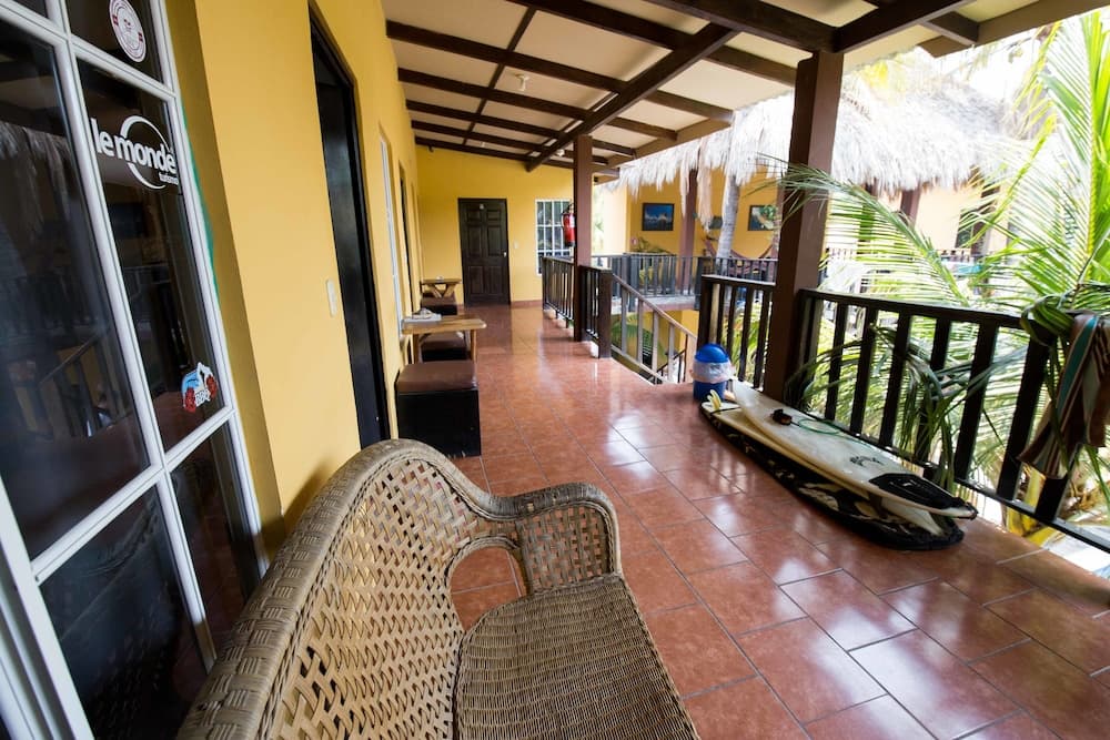 Papaya Lodge