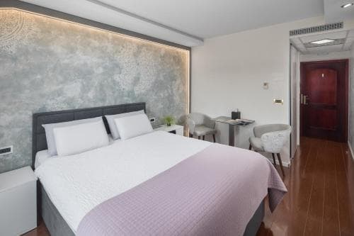 Hotel Tomi