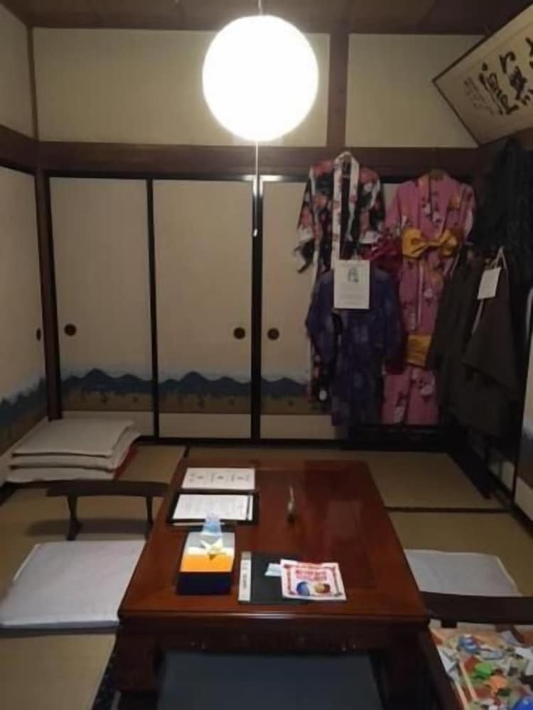 Wafu Guesthouse Kashiwaya