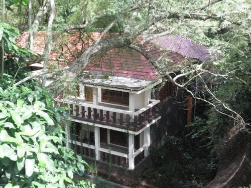 Le Jacaranda Hotel