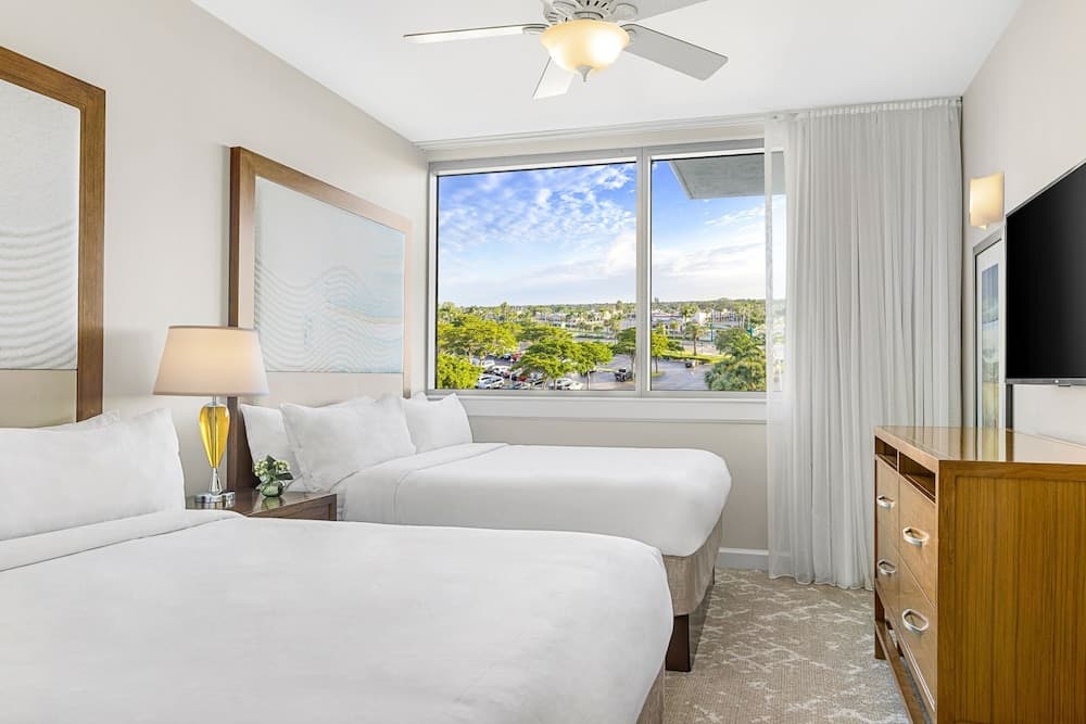 Marriott s Crystal Shores