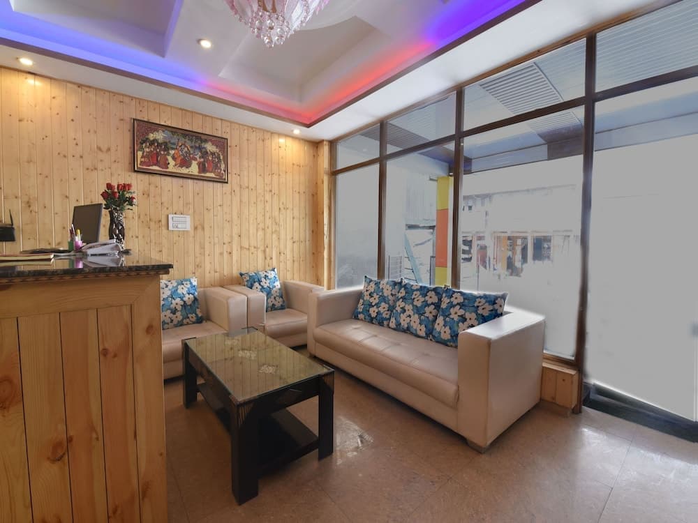 OYO 23604 Parth Regency
