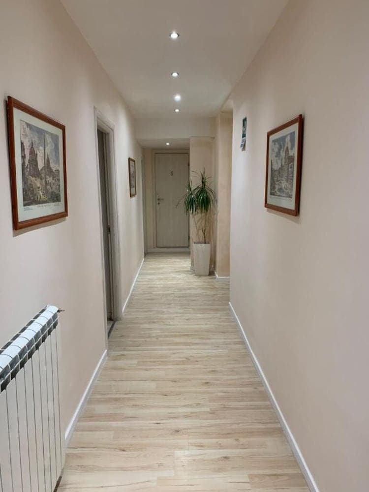 Iulia Guest House