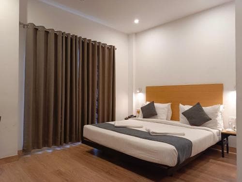 Hotel SM Hives
