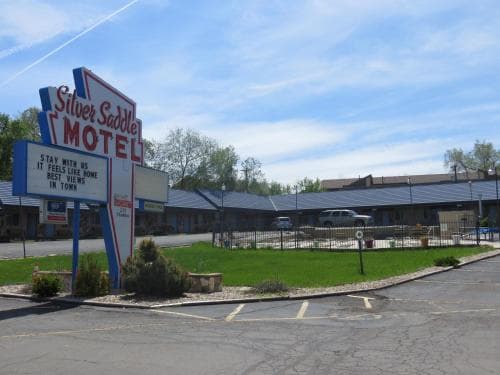 Silver Saddle Motel