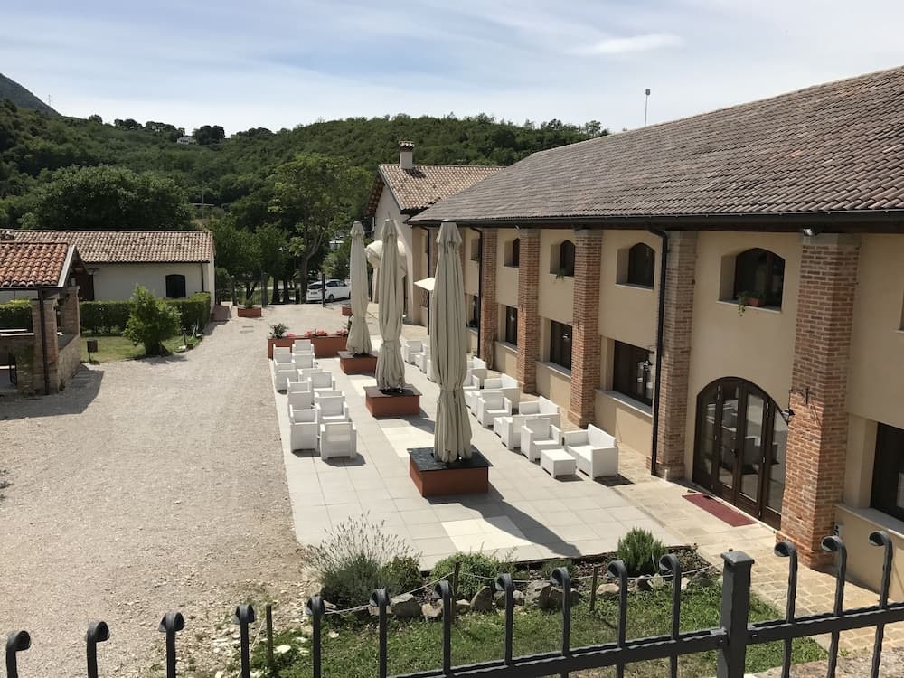 Tenuta Costigliola