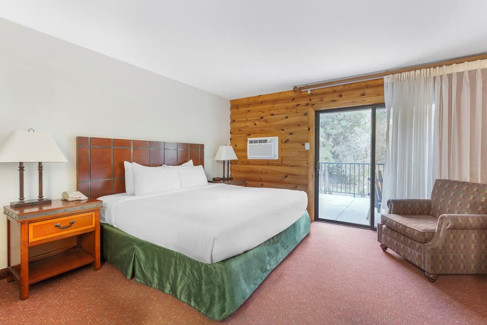 Kohls Ranch Lodge