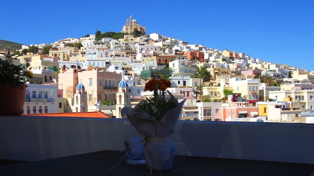 Iliada Rooms