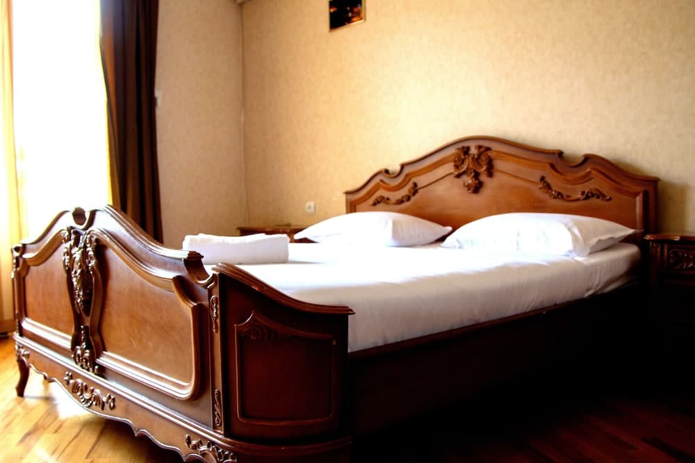 Hotel Satori