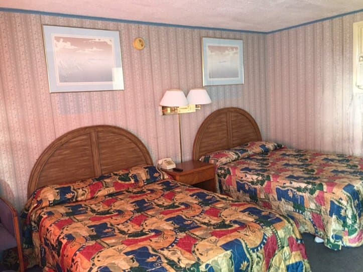 Rainbow Motel