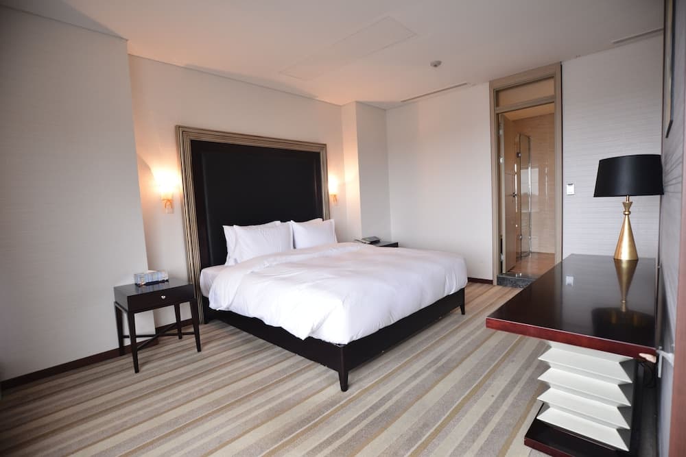 Philos Hotel