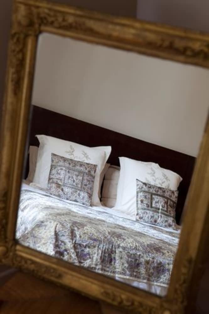 Les Fleurs des Iles