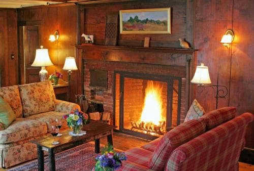 Three Mountain Inn