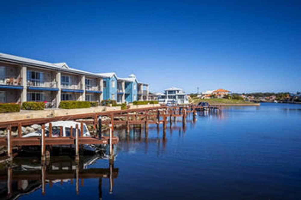 Quest Mandurah