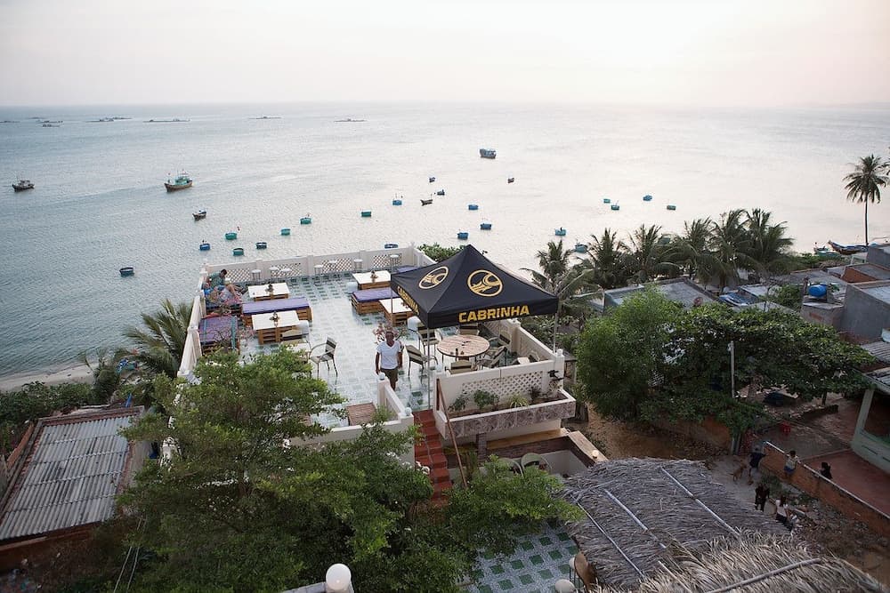 Source Kiteboarding & Lodge