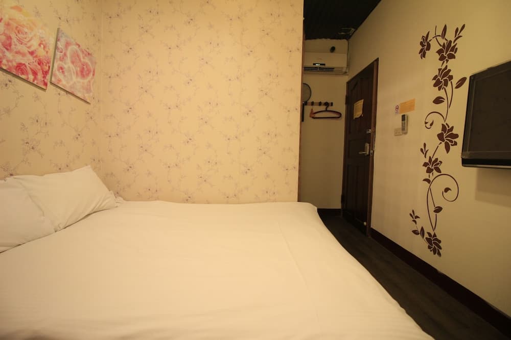 Fengjia Backers Hostel