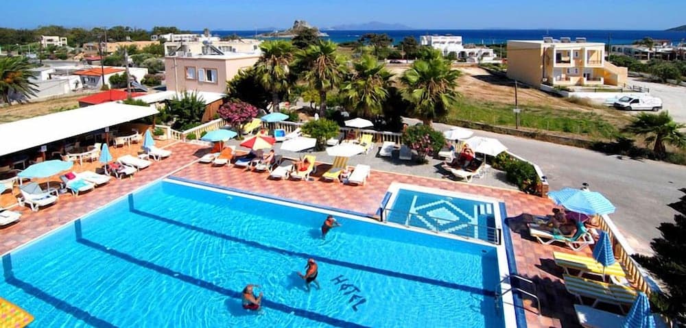 Zeus Hotel