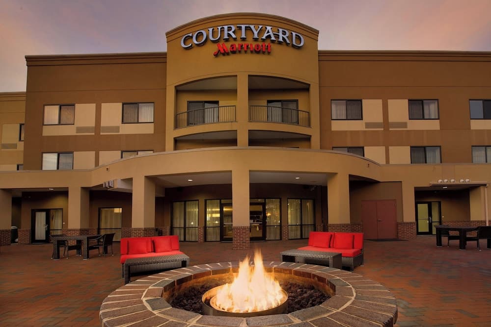 Courtyard by Marriott Waldorf