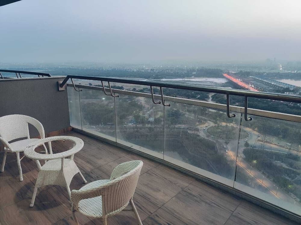 Luxury Stay Supernova