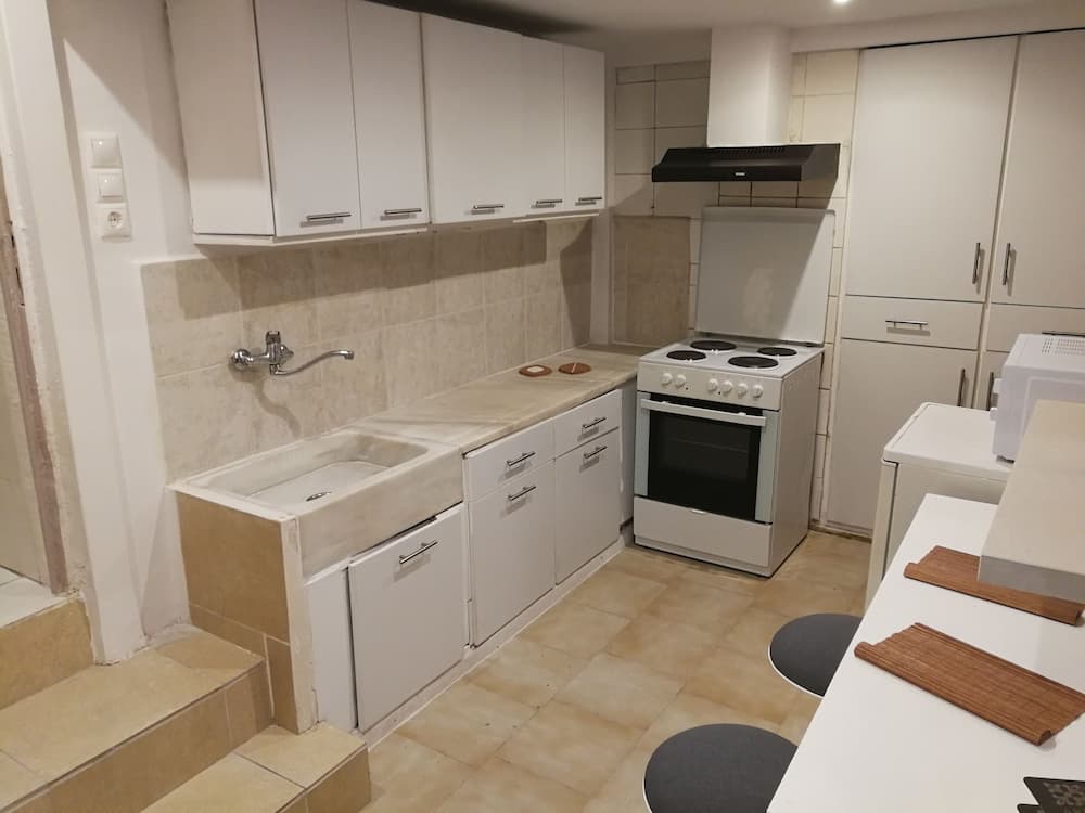 Astraia Residence