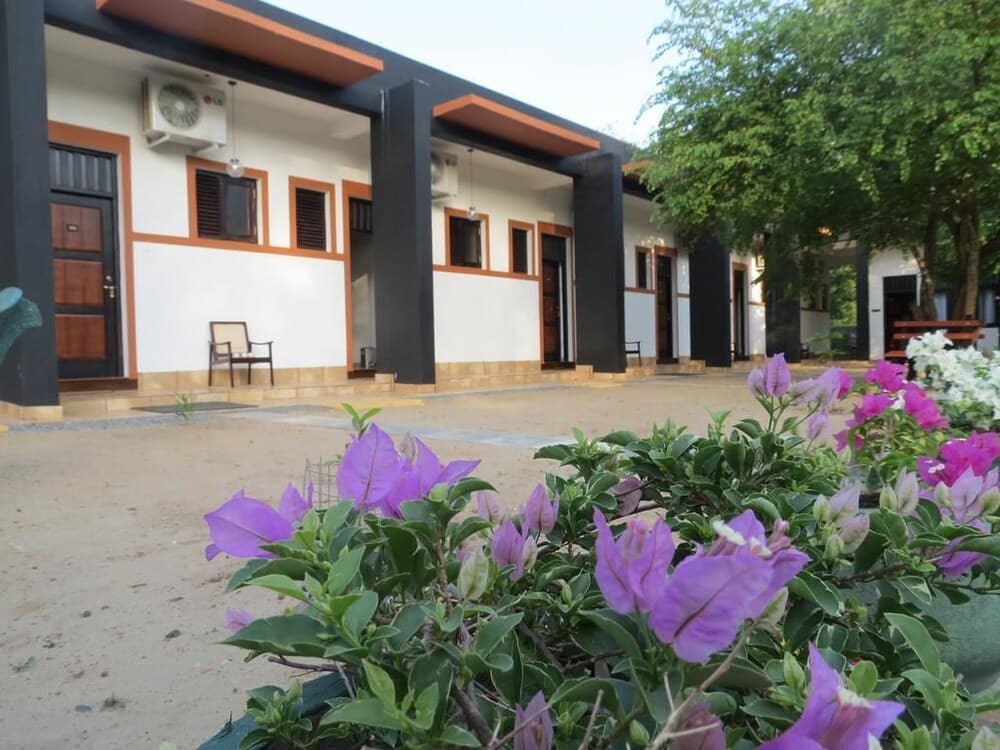 Dinaka Rest