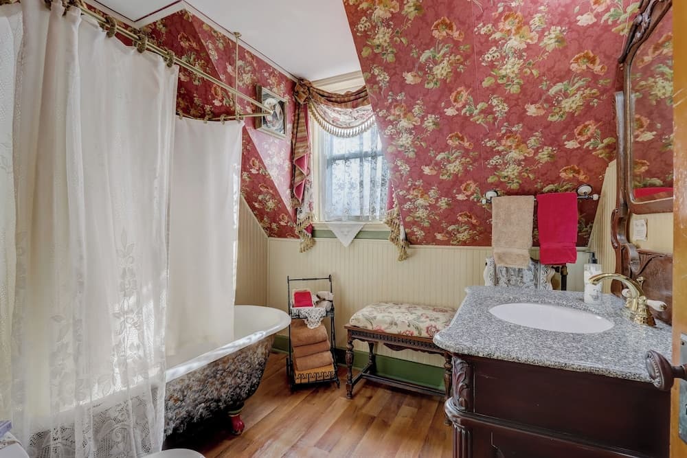 Schuster Mansion Bed & Breakfast