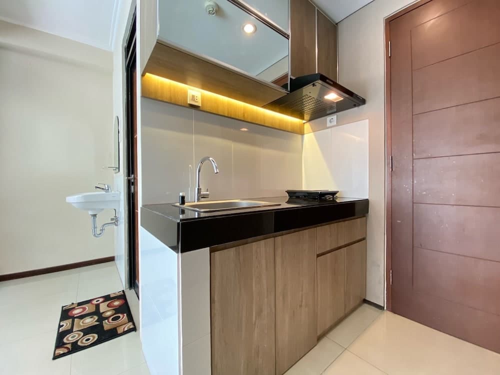 Relaxing 2BR at Gateway Pasteur Apartment By Travelio
