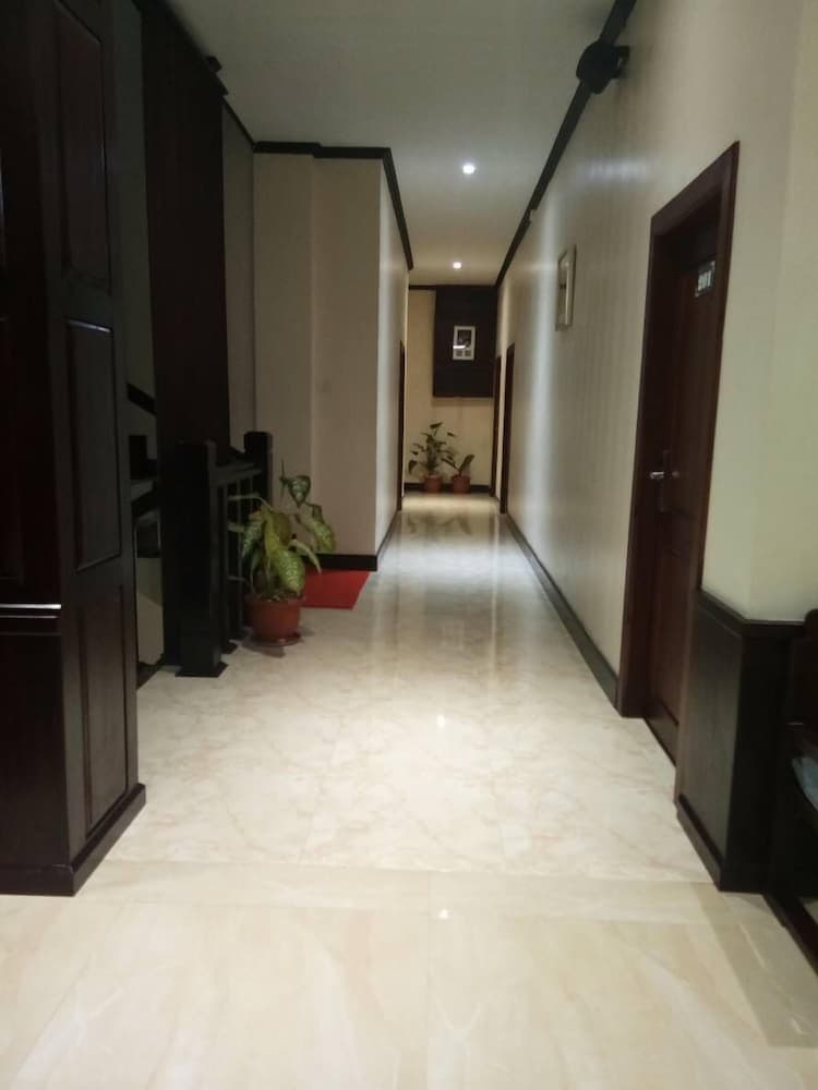 Singha Hotel