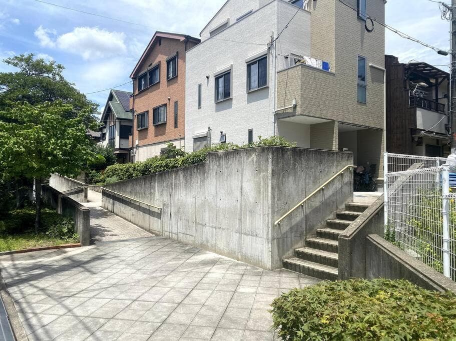 Layover 一軒家貸し切り物件 大阪と京都と神戸にアクセス抜群