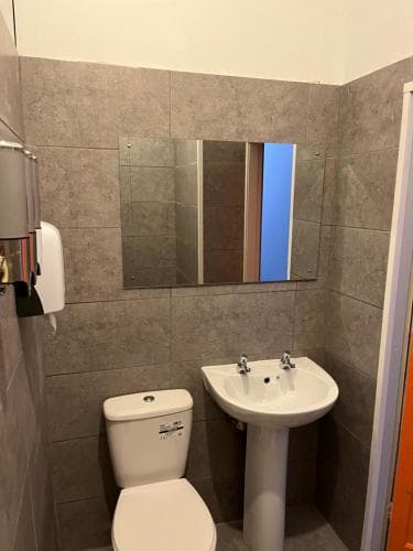 Heroes Hotel Hostel