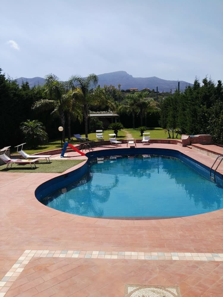 Villa Emy