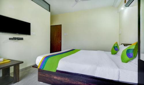 Treebo Sayaji Residency