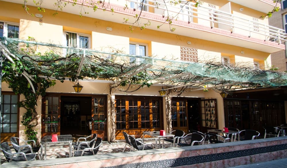 Hostal Lloret