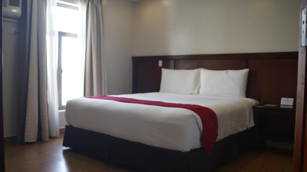 MJ Hotel and Suites