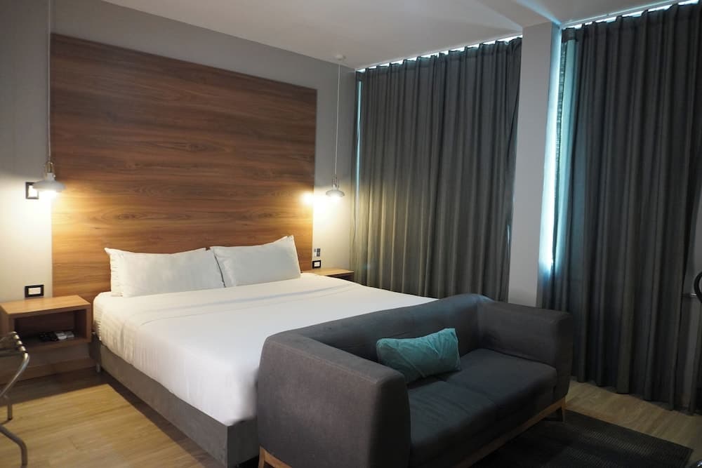 The Blue Hotel.